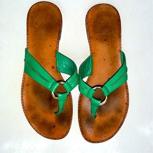 Lilly Pulitzer green leather flip flop size 8.5